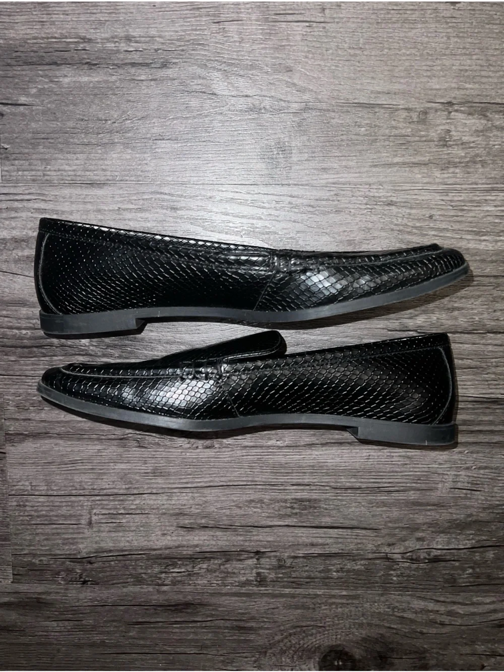 Dolce Vita Catela Black Snakeskin Embossed Loafers Genuine Leather women’s 7.5